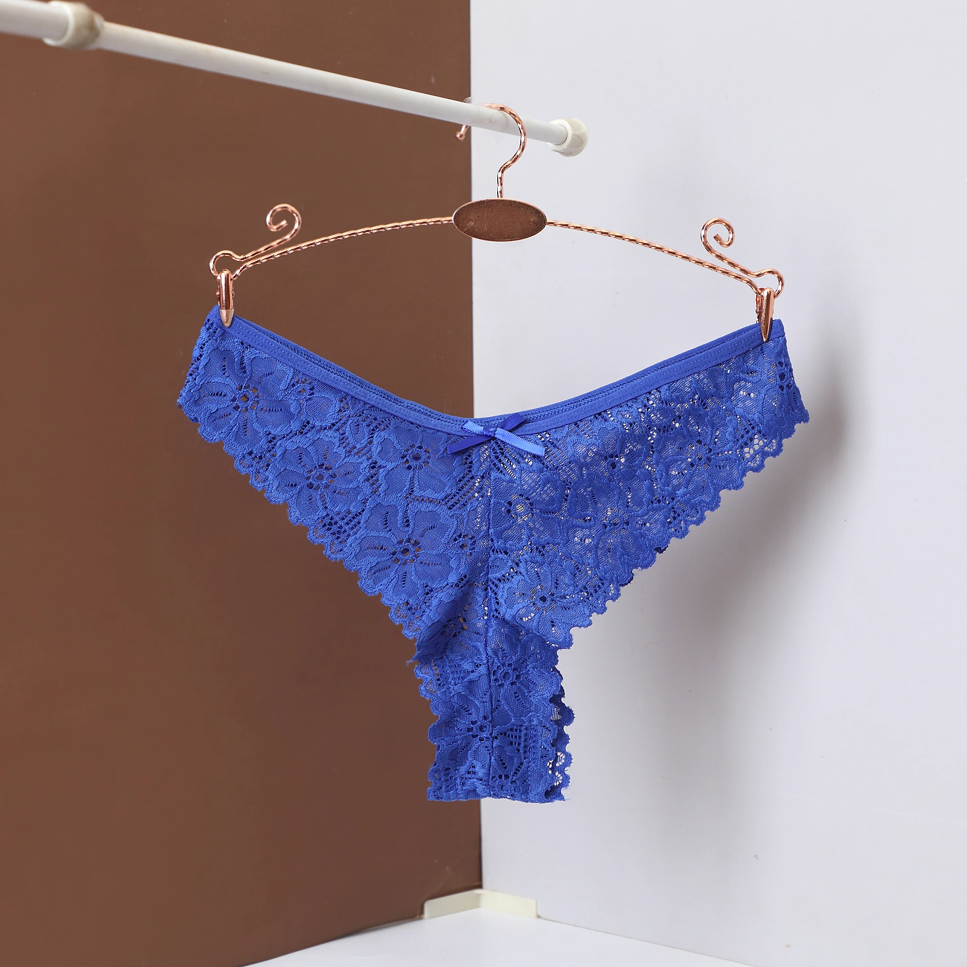Sexy Ladies Lace Underwear Breathable Comfortable Women's Thongs Hipster Panties Briefs Lingerie for Females - Image 3