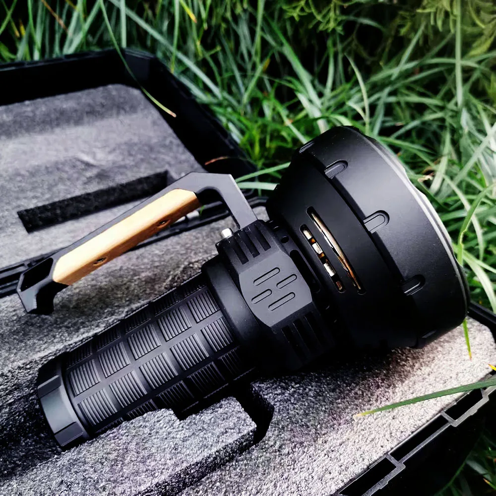 Solar Charging, Strong Light, High-Power Handheld Flashlight, Intelligent Fan Cooling, 200000LM Light, Lighting Fixtu - Image 2