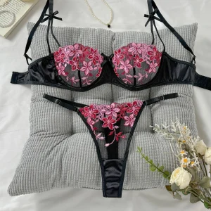 Valentine's Eve Light Purple Danube Group Ladies Sexy Lingerie Bra Women's Suit - the Temptation of a Seductive Night