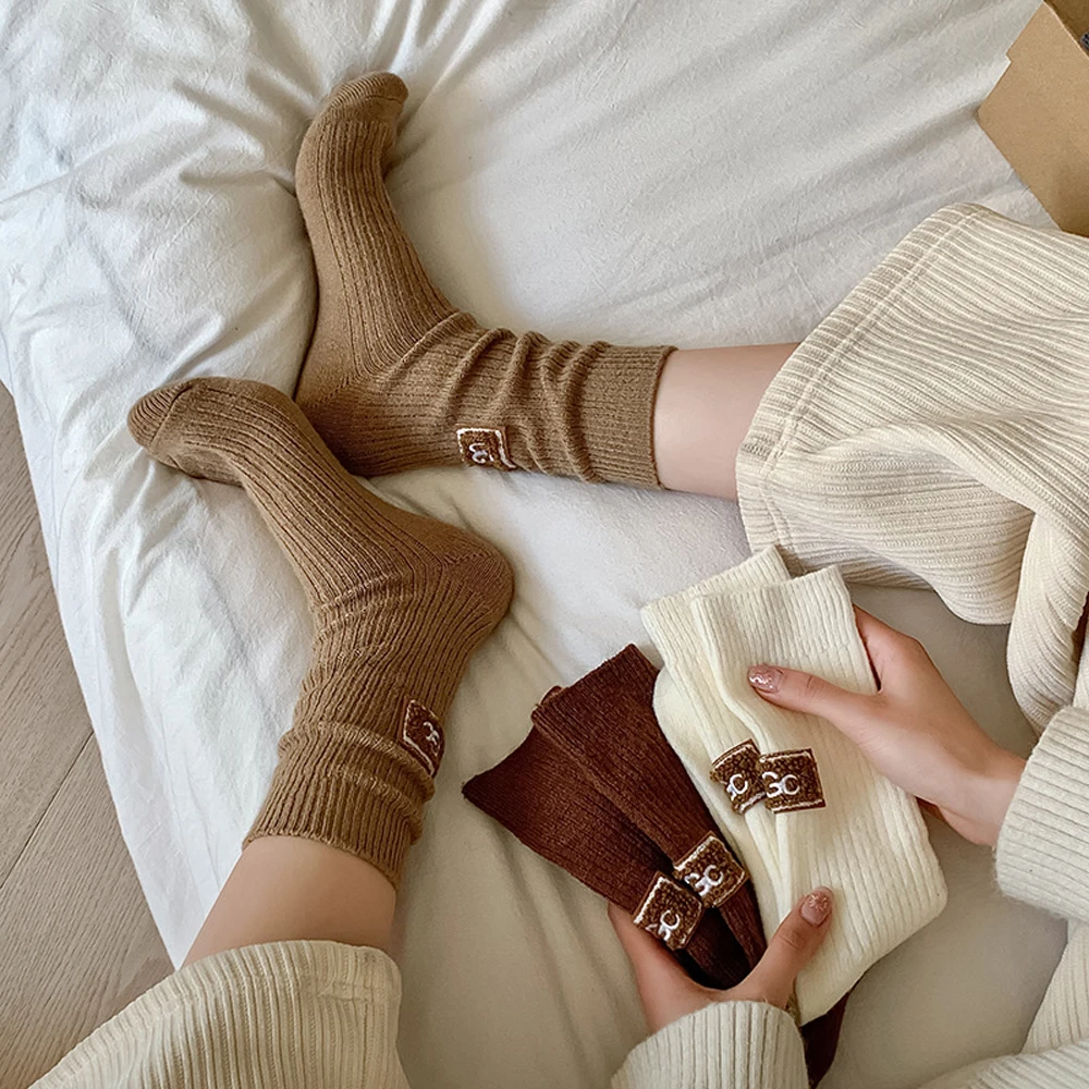 Winter Cozy Thick Pile Socks Women Mid Fashion Wool Cashmere Keep Warm Snow Boot Socks Heel Furry Label Footwear Letter Hosiery - Image 4