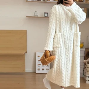 Winter Long Sleeve Flannel Nightgowns Women Loose Double Pocket Solid Sleepwear Jacquard Night Dress Thickened Warm Nightdress