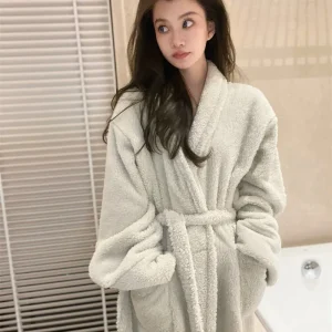 Women's Bathrobe for Autumn and Winter, High-End French Style, Wearable Flannel Robe, Simple Korean Long Pajama Dress